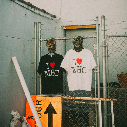 BLACK I ❤️ MHC TEE