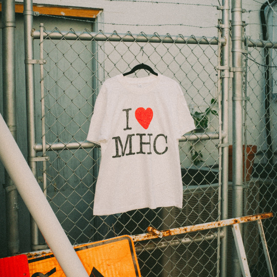WHITE I ❤️ MHC TEE